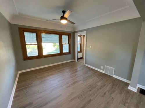 3747 Ahmedi Ave, Milwaukee WI  53235-4151 exterior