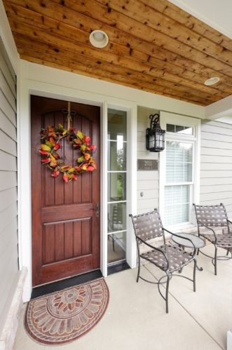 2011-2 Deacon Dr, Latrobe, PA 15650-9076