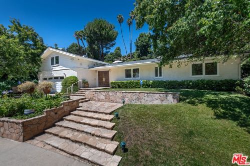 3941 Ballina Canyon Rd, Van Nuys, CA 91436-3743