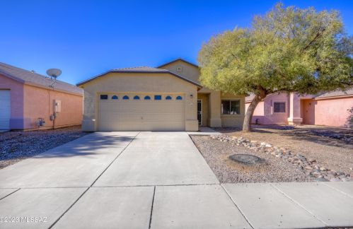 6052 Galiuro Dr, Tucson, AZ 85706-4777