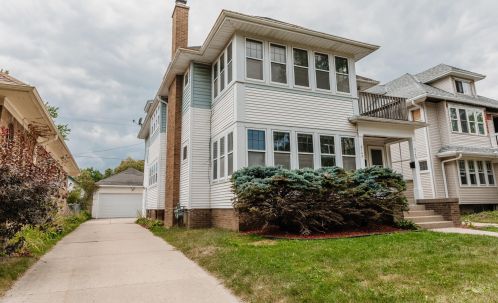 2143 60th St, Milwaukee WI 53208-1043 exterior