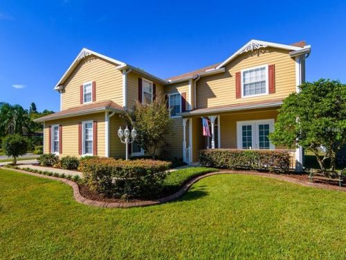 915 Hollyshore Dr, Lutz, FL 33548-5029