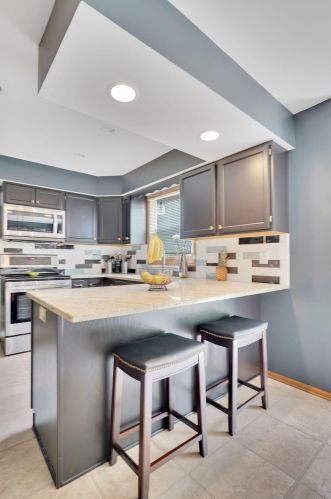 4722 Fairway Dr, Waterford WI  53185-3370 exterior