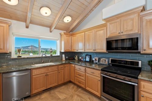 1178 Ln, Big Bear City CA  92314 exterior