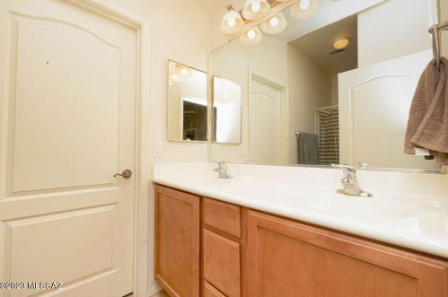 6615 Splendid Ln, Tucson AZ  85756-8460 exterior