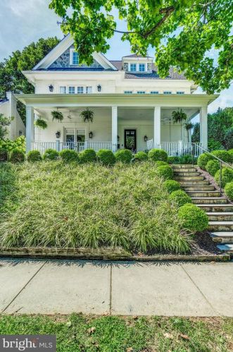 3816 49th St, Washington, DC 20016-2304