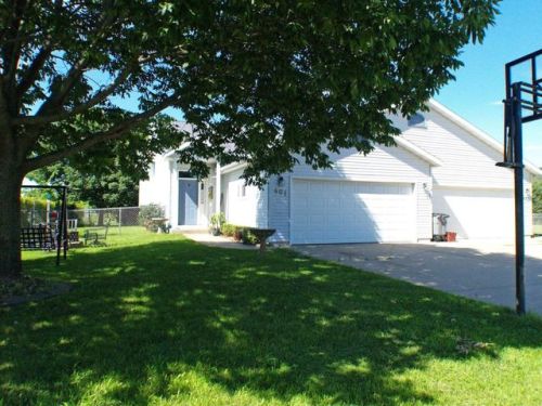 403 Cedar Bird Ln, Holmen, WI 54636-9785