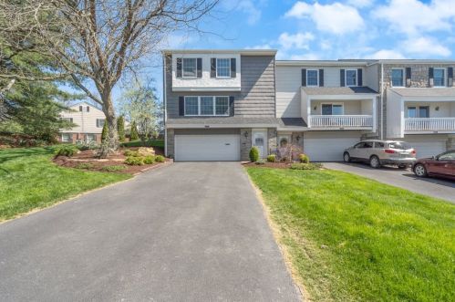 218 Roscommon Pl, Canonsburg, PA 15317-2448