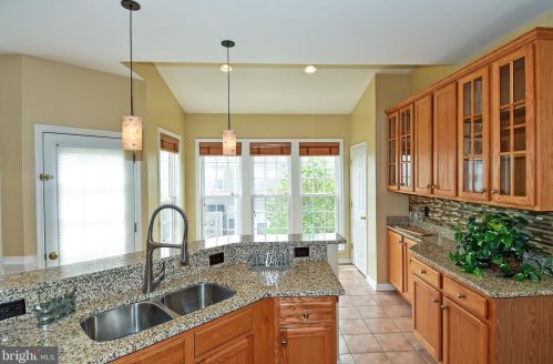 6022 Slippery Rock Rd, Haymarket VA  20169-3312 exterior