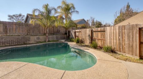 2836 Marsh Creek Ln, Riverbank CA  95367-3828 exterior