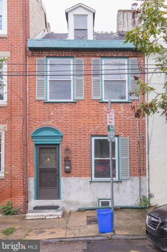 937 American St, Philadelphia PA  19123-2229 exterior