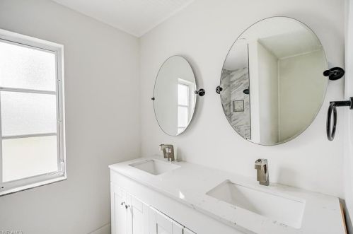 208 43 Ter, Cape Coral FL  33904-8425 exterior