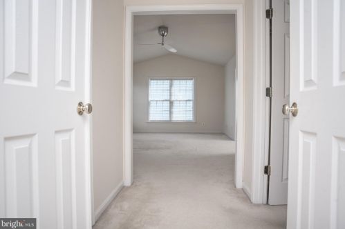 10411 Silver Creek Ct, Spotsylvania VA  22553-4482 exterior