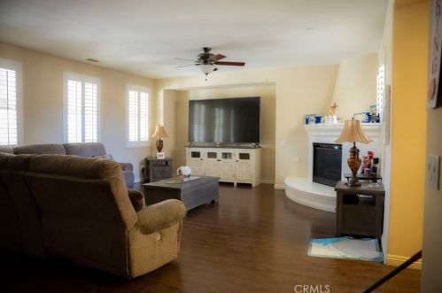 15882 Main St, Chino CA  91710 exterior