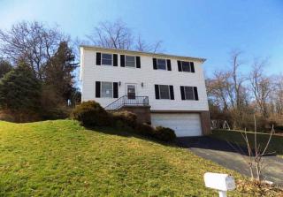 610 Helen Ave, Greensburg, PA 15601-1779
