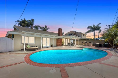 12841 Spring St, Garden Grove, CA 92845-2649