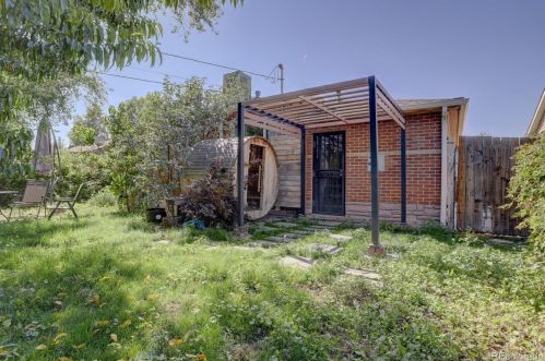 1334 Xavier St, Denver CO 80204-1019 exterior