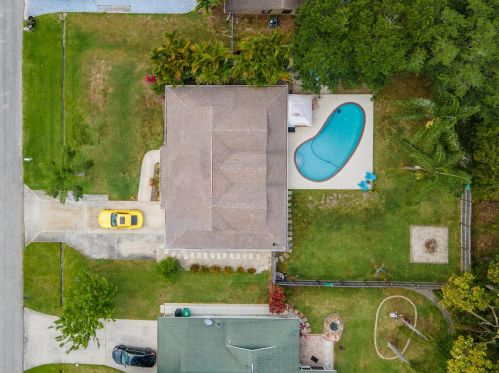 2534 Hinchman St, Fort Pierce, FL 34984-4911