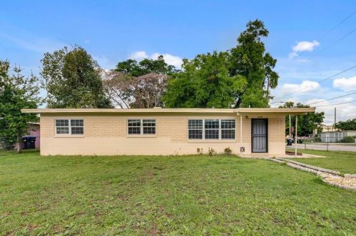 4100 Nile St, Orlando, FL 32839-1235
