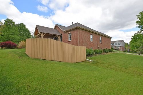 1043 Robertson Rd, Covington KY  41015-2145 exterior