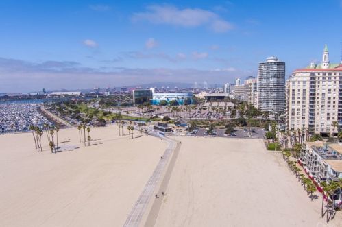 36 3rd Pl, Long Beach CA  90802-5683 exterior