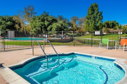 19032 Avenue Of The Oaks, Santa Clarita CA  91321-1444 exterior