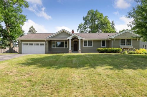 4401 Dunberry Ln, Minneapolis, MN 55435-1618