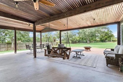 3555 Briggs Rd, Orange TX  77630-9125 exterior