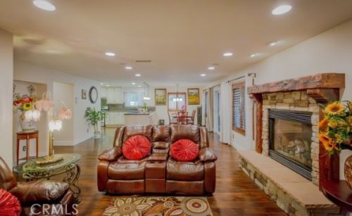 33068 Regina Dr, Temecula CA  92592-1472 exterior