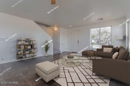 8186 Young Eagle Ct, Tucson, AZ 85757-1649