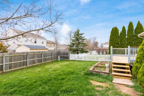 1616 Milington Way, Marysville OH  43040-9313 exterior