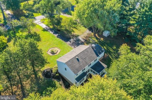 5758 Benford Dr, Haymarket VA  20169-2503 exterior