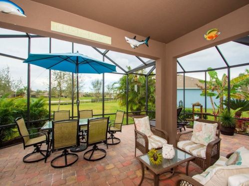 321 Lexington Ave, Vero Beach, FL 32962-3437