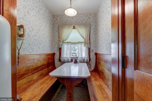 3111 Irving Ave, Minneapolis MN 55411-1234 exterior