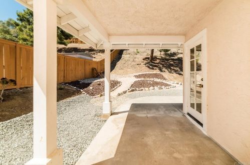 3442 Ashwood Ct, Oceanside CA  92058-7001 exterior