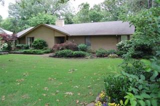 240 Yates Rd, Memphis, TN 38120-1800