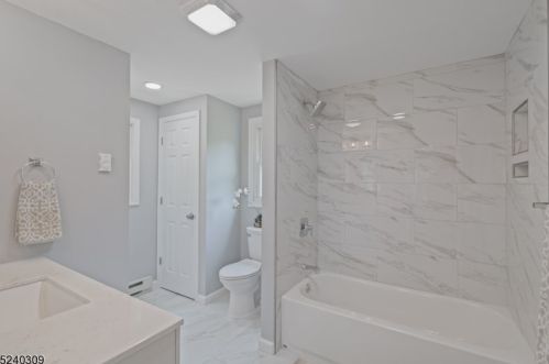 340 Lake View Dr, Fredon NJ  07860 exterior