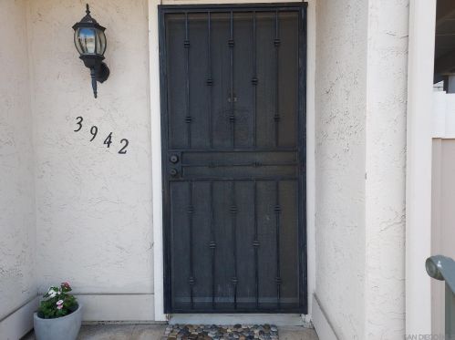 3942 Camino Calma, San Diego CA 92122-2007 exterior