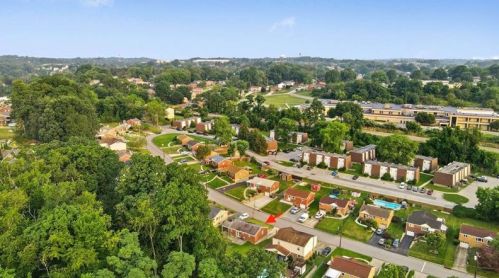 471 Rosewood Dr, Pittsburgh PA  15236-4701 exterior