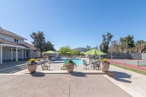 28565 Vallejo Ave, Temecula CA  92592-2316 exterior