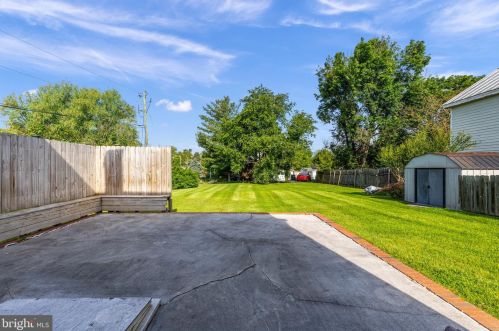 284 Massanutten St, Strasburg VA  22657-2301 exterior