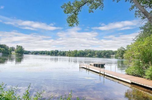 41 Smith St, Palmer, MA 01069-2109