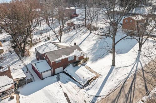 6717 Highland Ave, Finleyville, PA 15332-1005