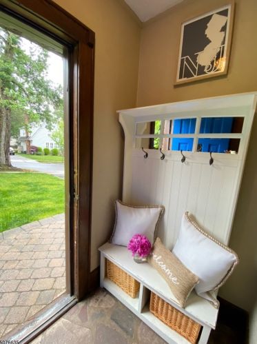 216 Edgewood Ter, South Orange, NJ 07079-1404