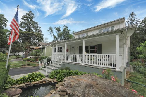 12 River Rd, Oakland NJ  07436-1929 exterior