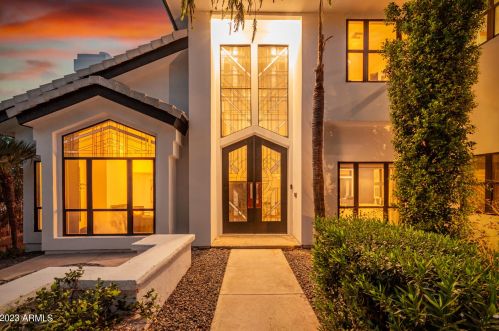 15254 12th St, Phoenix AZ  85022-3805 exterior