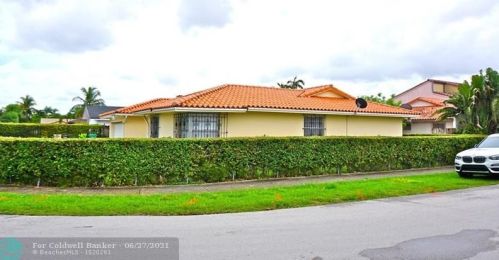 830 103rd Ct, Miami, FL 33174-2742