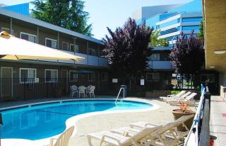 1688 Clayton Rd, Concord CA  94520-3264 exterior