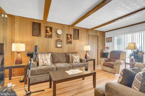 2 Nevada Ln, Willingboro NJ  08046-1315 exterior