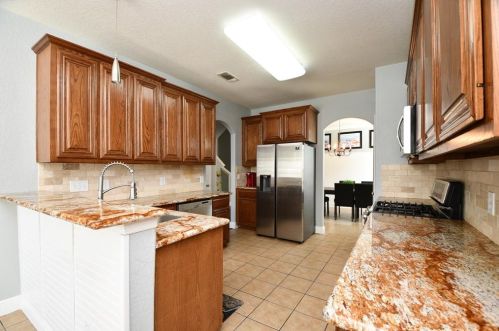 8514 Sports Haven Dr, Humble TX  77346-6000 exterior